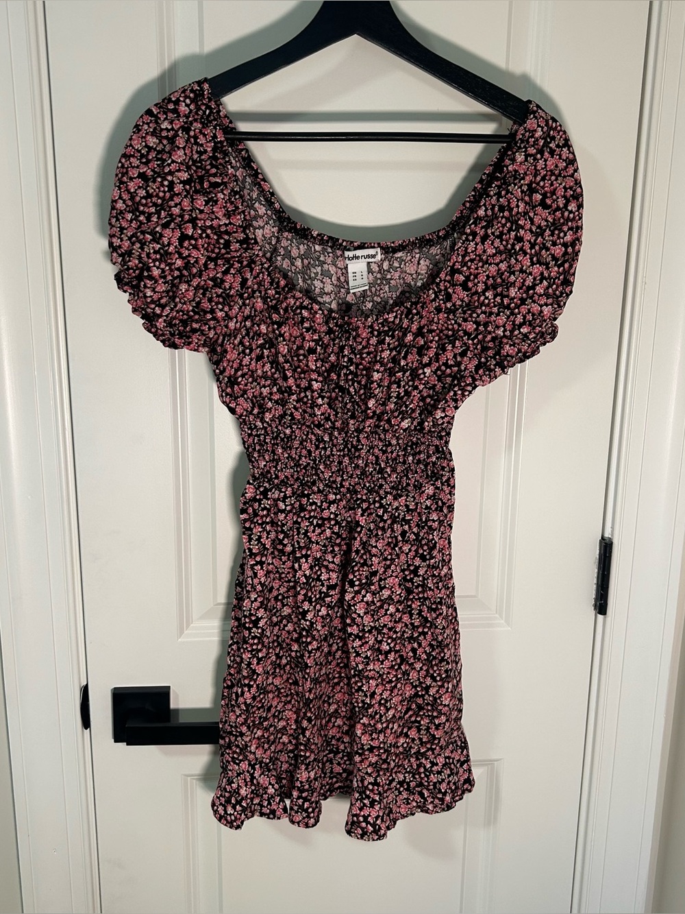 Charlotte Russe Women’s Pink and Black Floral Comfy Dress Sz L
